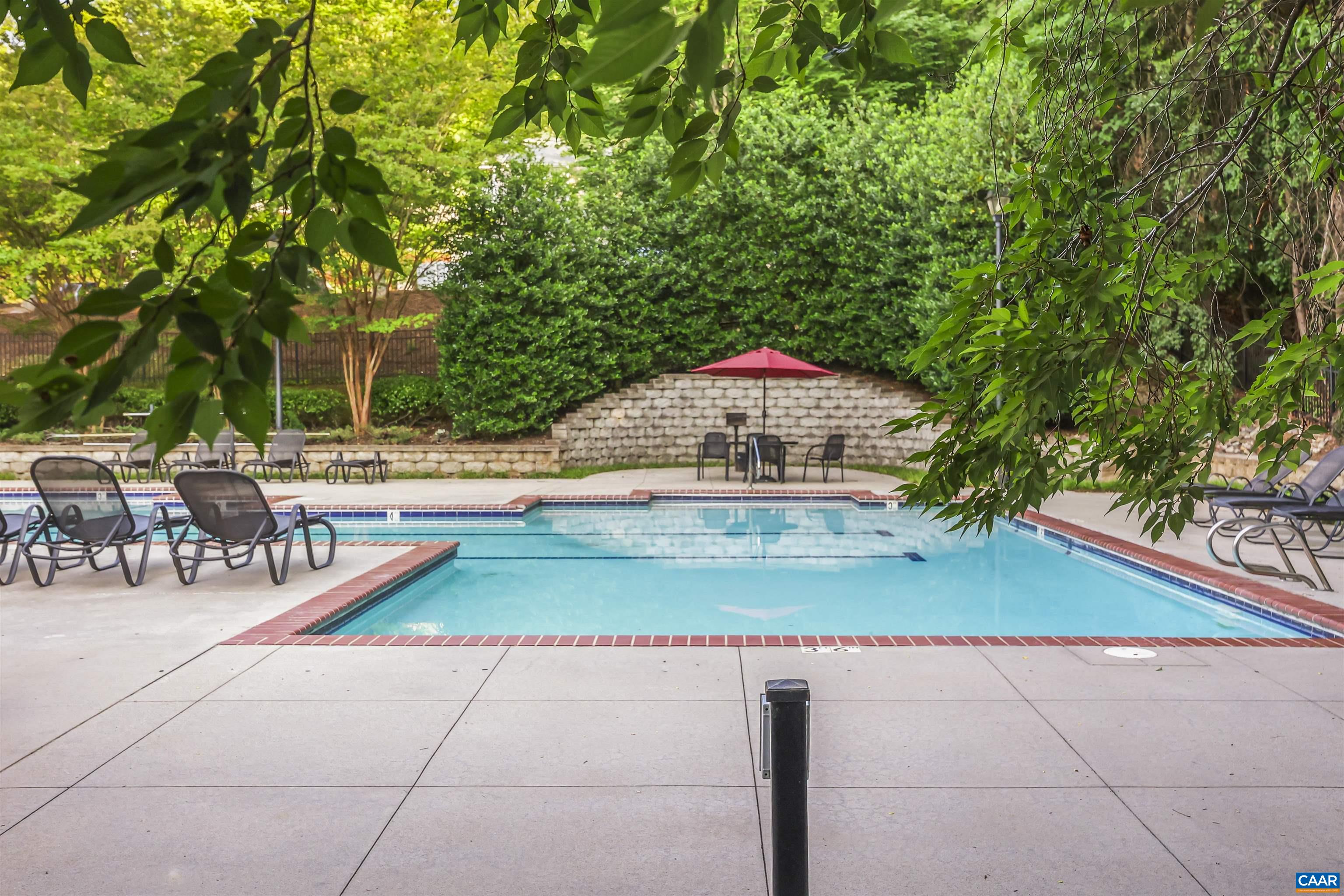 237 YELLOWSTONE DR, CHARLOTTESVILLE, Virginia 22903, 2 Bedrooms Bedrooms, ,2 BathroomsBathrooms,Residential,237 YELLOWSTONE DR,678904 MLS # 678904