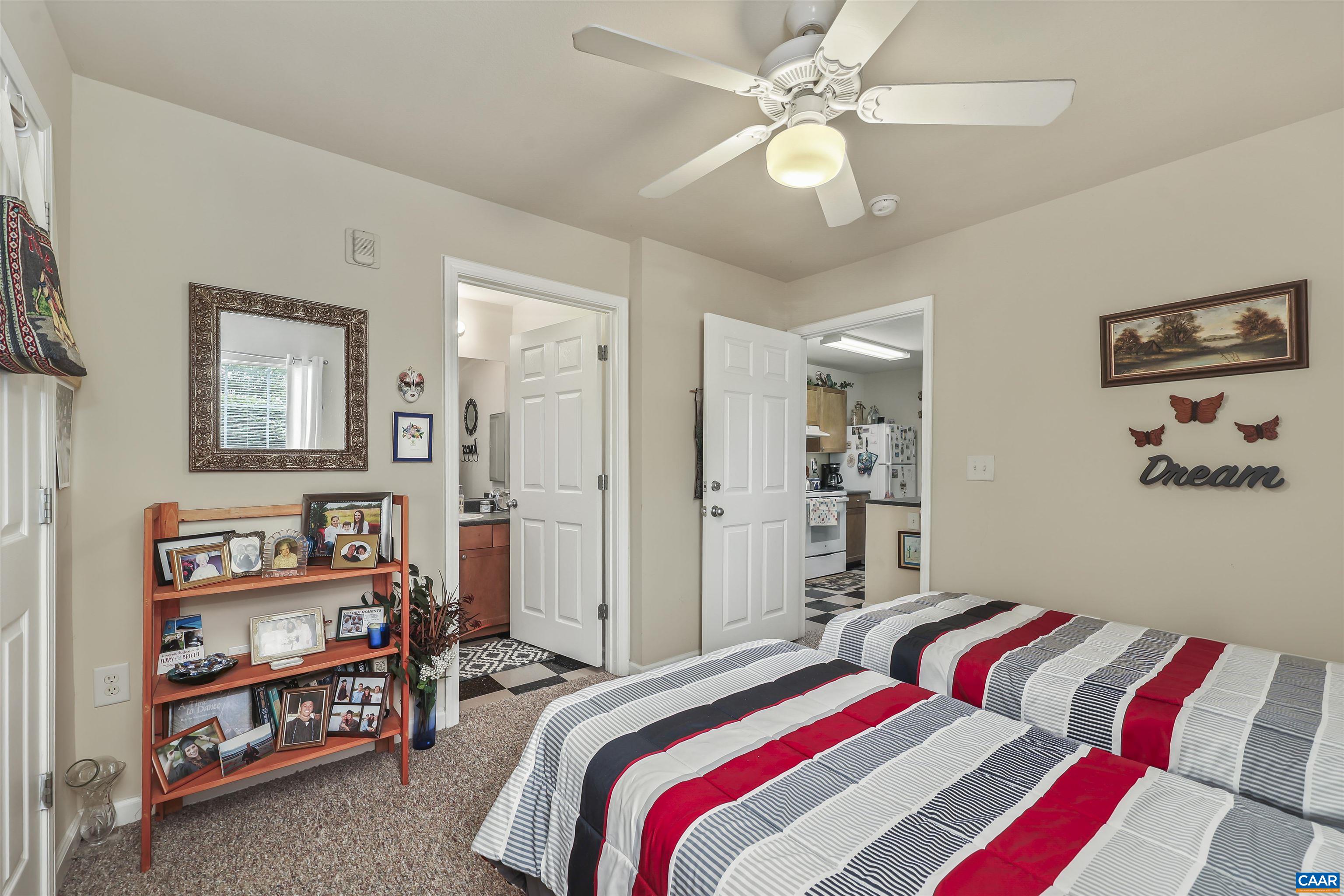 237 YELLOWSTONE DR, CHARLOTTESVILLE, Virginia 22903, 2 Bedrooms Bedrooms, ,2 BathroomsBathrooms,Residential,237 YELLOWSTONE DR,678904 MLS # 678904