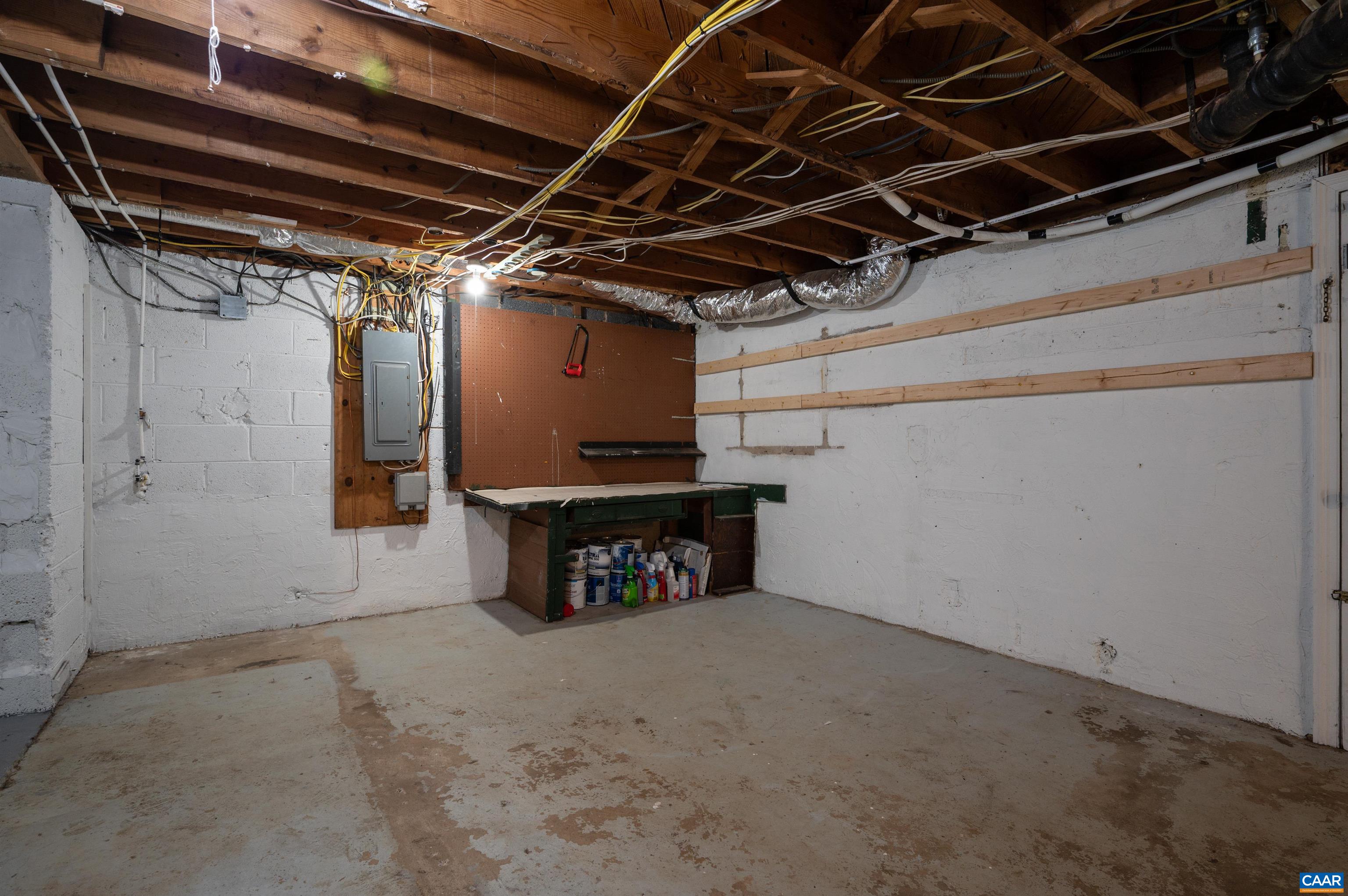 1614 ROSE HILL DR, CHARLOTTESVILLE, Virginia 22903, 3 Bedrooms Bedrooms, ,2 BathroomsBathrooms,Residential,1614 ROSE HILL DR,678906 MLS # 678906