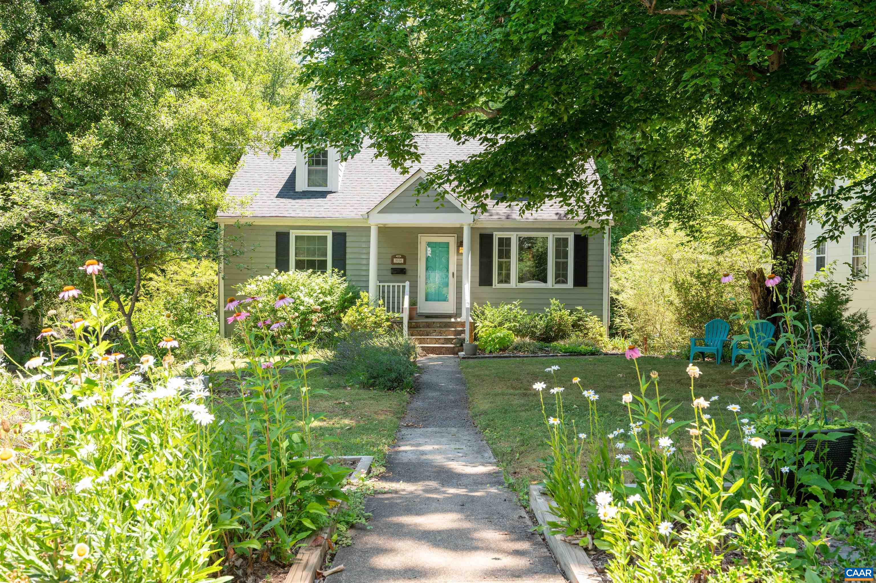 1614 ROSE HILL DR, CHARLOTTESVILLE, Virginia 22903, 3 Bedrooms Bedrooms, ,2 BathroomsBathrooms,Residential,1614 ROSE HILL DR,678906 MLS # 678906