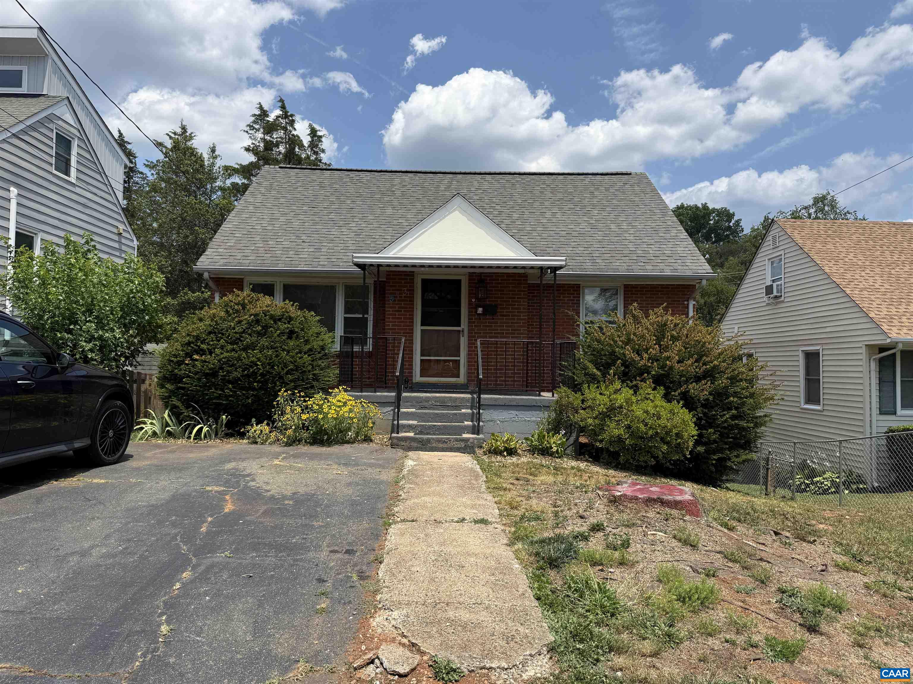 913 DRUID AVE, CHARLOTTESVILLE, Virginia 22902, 5 Bedrooms Bedrooms, ,2 BathroomsBathrooms,Residential,913 DRUID AVE,678907 MLS # 678907