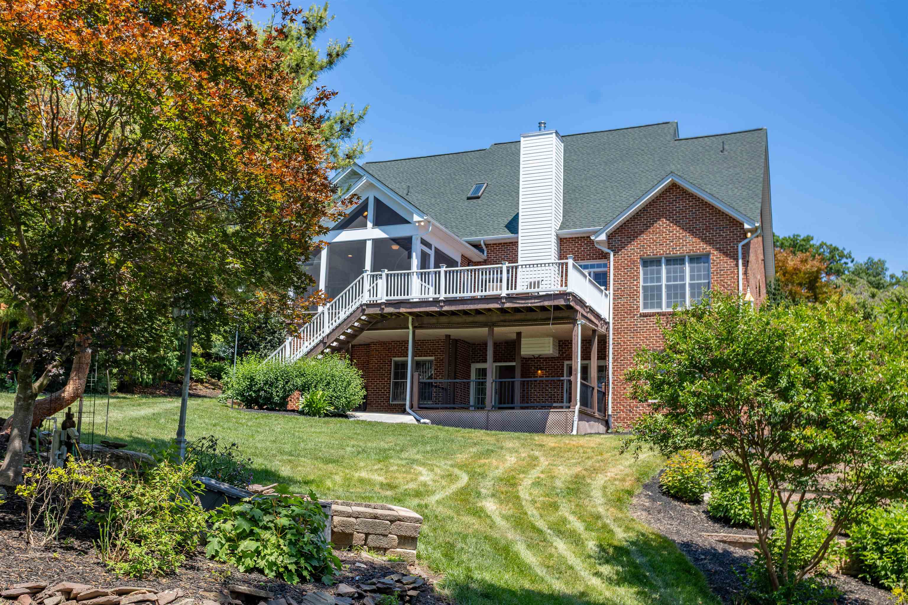 1530 BLUEWATER RD, ROCKINGHAM, Virginia 22801, 5 Bedrooms Bedrooms, ,4 BathroomsBathrooms,Residential,1530 BLUEWATER RD,678909 MLS # 678909