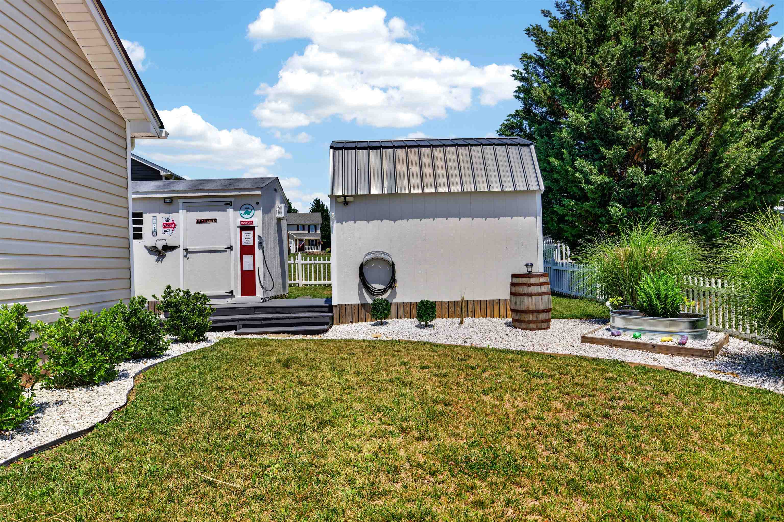 25 MERIWETHER CIR, STUARTS DRAFT, Virginia 24477, 2 Bedrooms Bedrooms, ,2 BathroomsBathrooms,Residential,Turnkey and Ready,25 MERIWETHER CIR,678915 MLS # 678915
