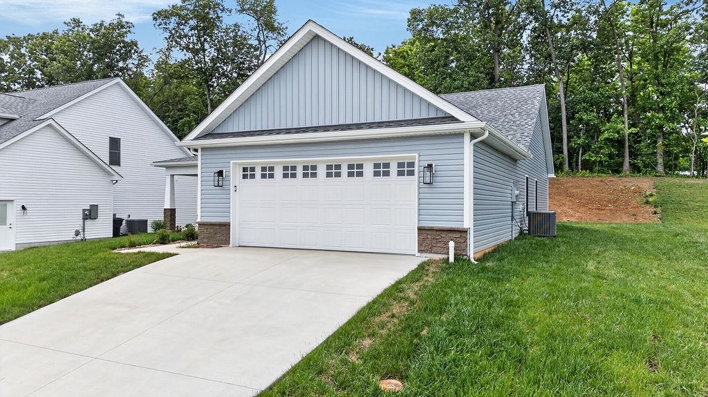 227 LINDBURGH DR, WAYNESBORO, Virginia 22980, 3 Bedrooms Bedrooms, ,2 BathroomsBathrooms,Residential,227 LINDBURGH DR,678917 MLS # 678917
