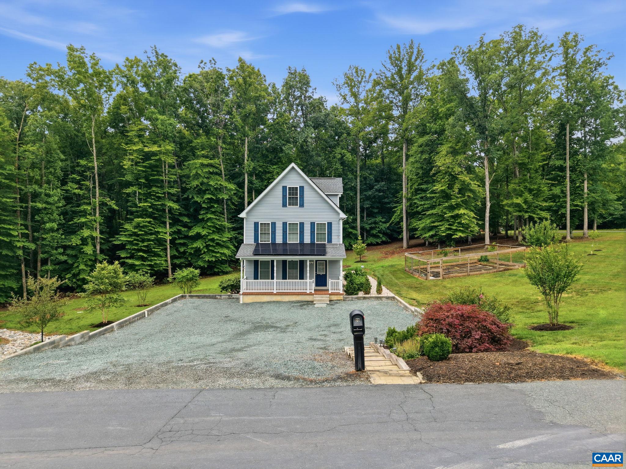 20 BOULDER SPRINGS LN, LOUISA, Virginia 23093, 5 Bedrooms Bedrooms, ,3 BathroomsBathrooms,Residential,20 BOULDER SPRINGS LN,678919 MLS # 678919
