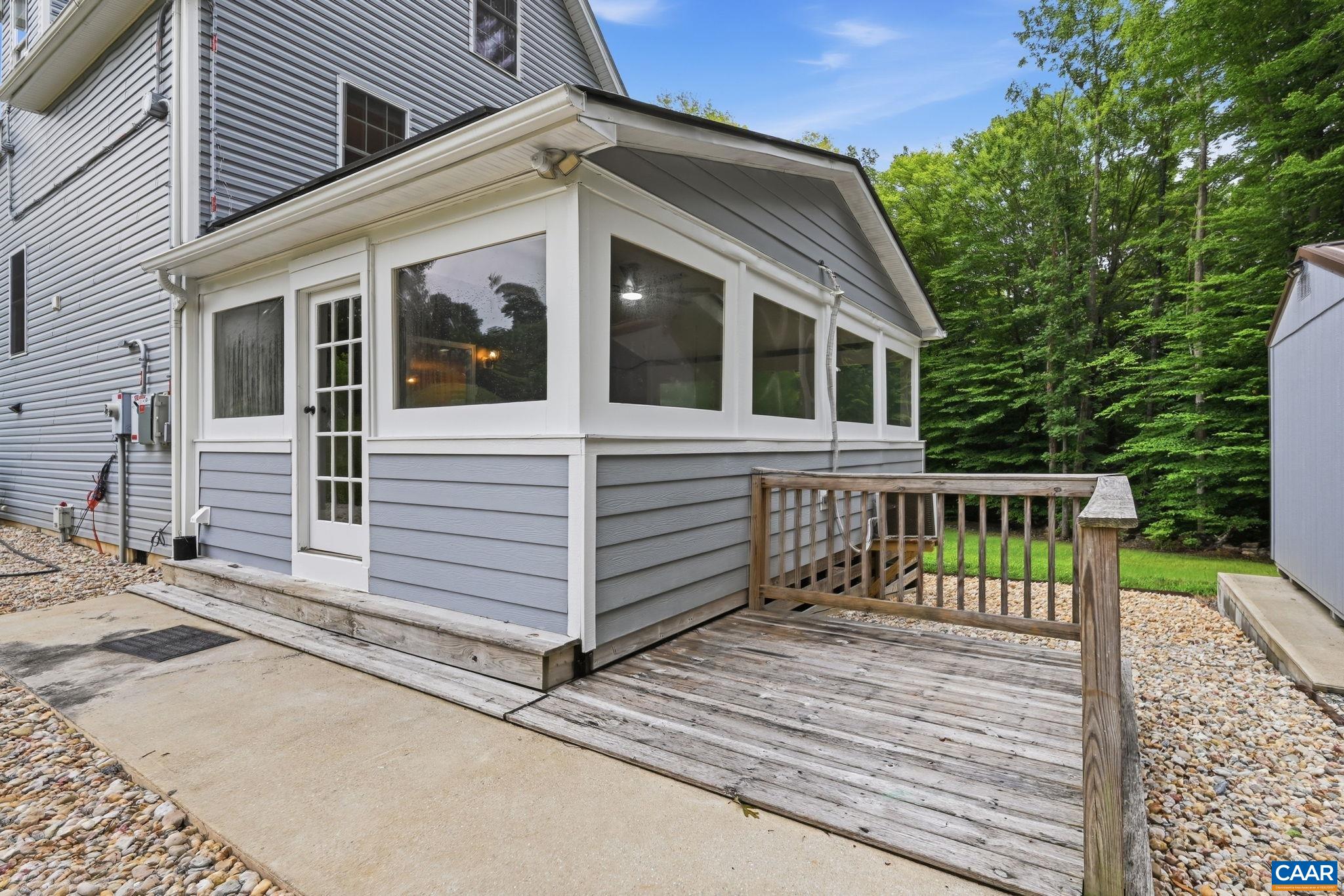 20 BOULDER SPRINGS LN, LOUISA, Virginia 23093, 5 Bedrooms Bedrooms, ,3 BathroomsBathrooms,Residential,20 BOULDER SPRINGS LN,678919 MLS # 678919