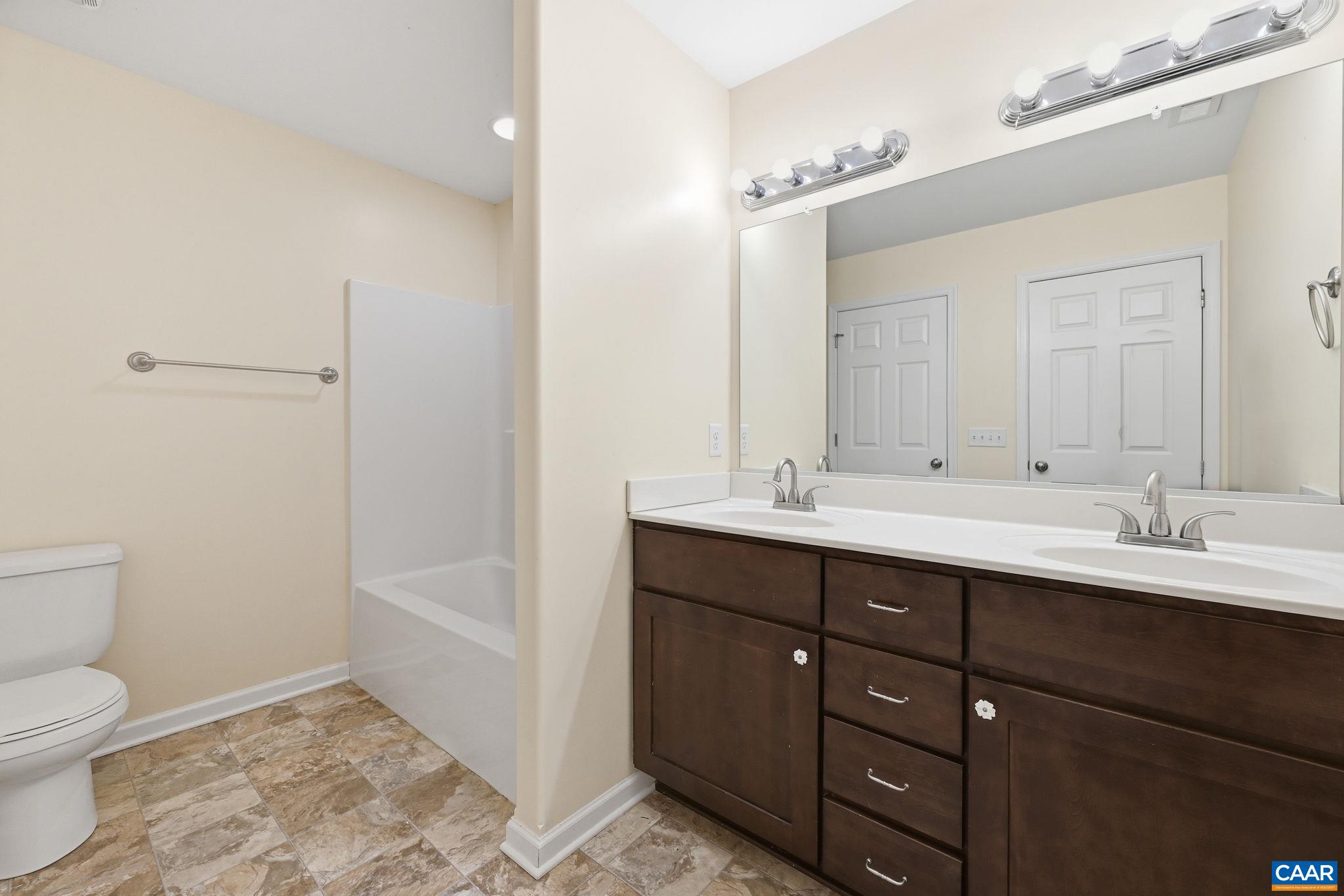 20 BOULDER SPRINGS LN, LOUISA, Virginia 23093, 5 Bedrooms Bedrooms, ,3 BathroomsBathrooms,Residential,20 BOULDER SPRINGS LN,678919 MLS # 678919