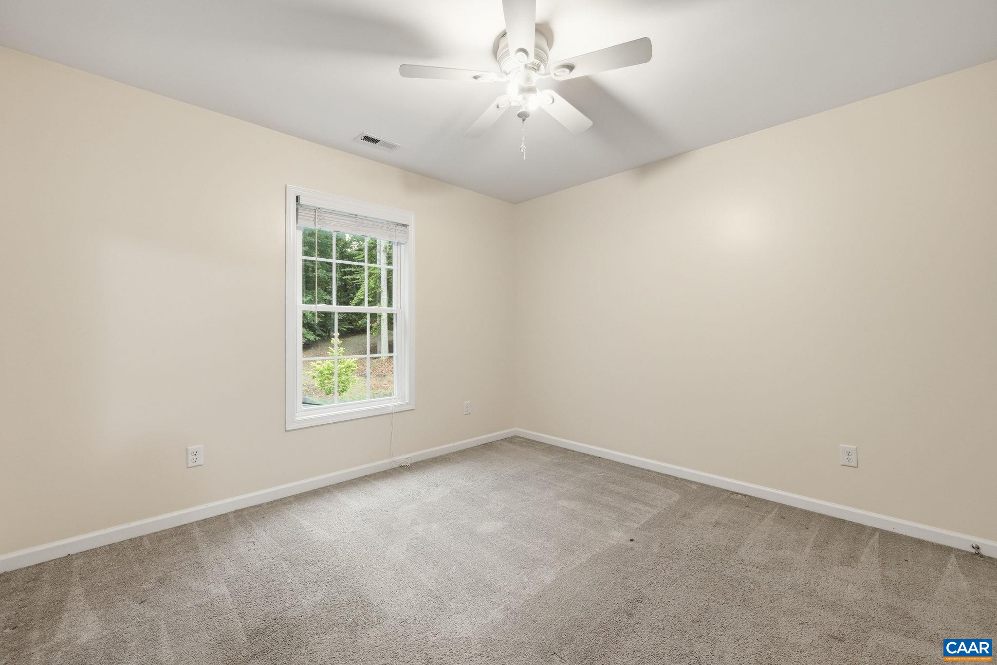 20 BOULDER SPRINGS LN, LOUISA, Virginia 23093, 5 Bedrooms Bedrooms, ,3 BathroomsBathrooms,Residential,20 BOULDER SPRINGS LN,678919 MLS # 678919