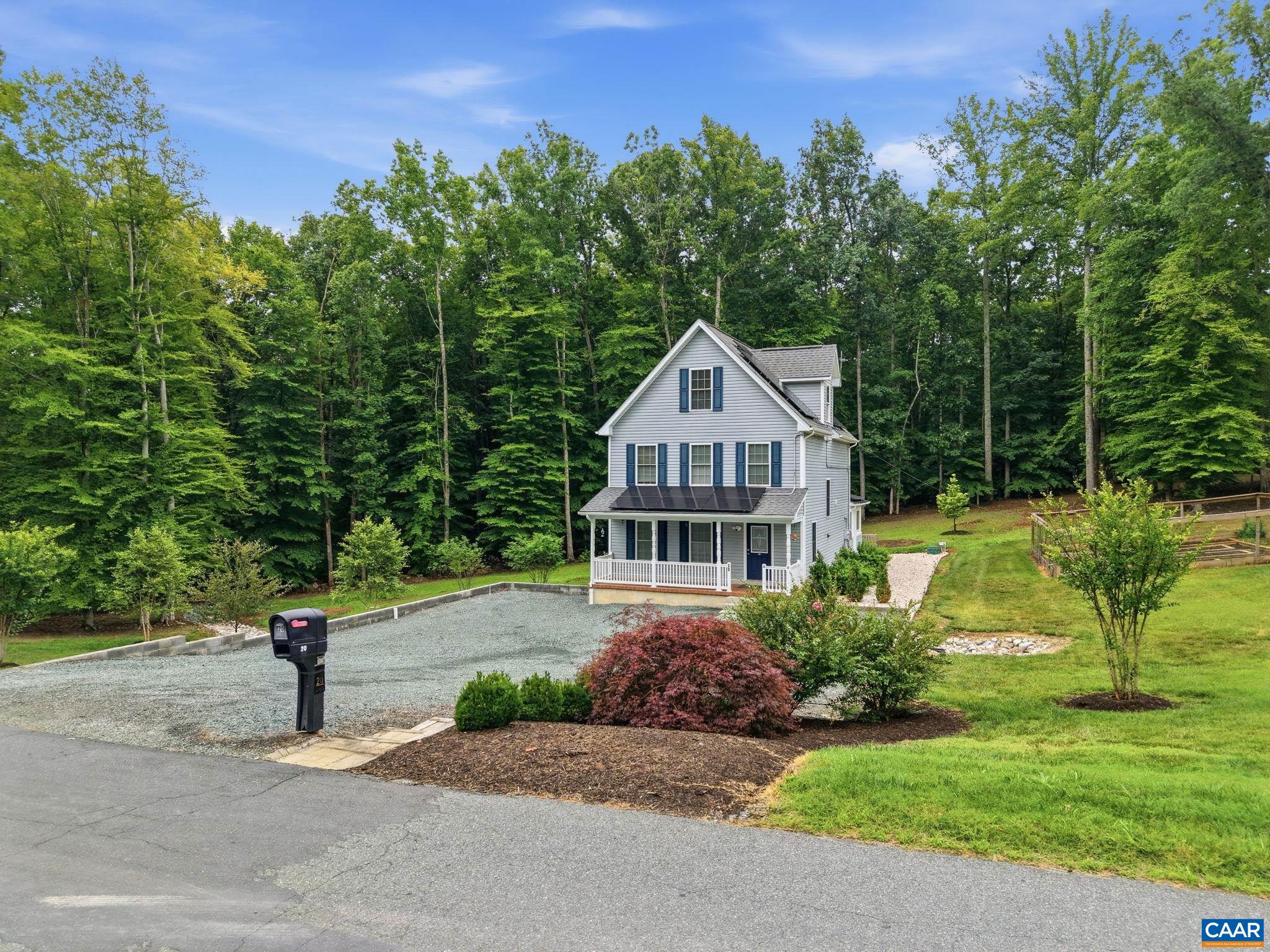 20 BOULDER SPRINGS LN, LOUISA, Virginia 23093, 5 Bedrooms Bedrooms, ,3 BathroomsBathrooms,Residential,20 BOULDER SPRINGS LN,678919 MLS # 678919
