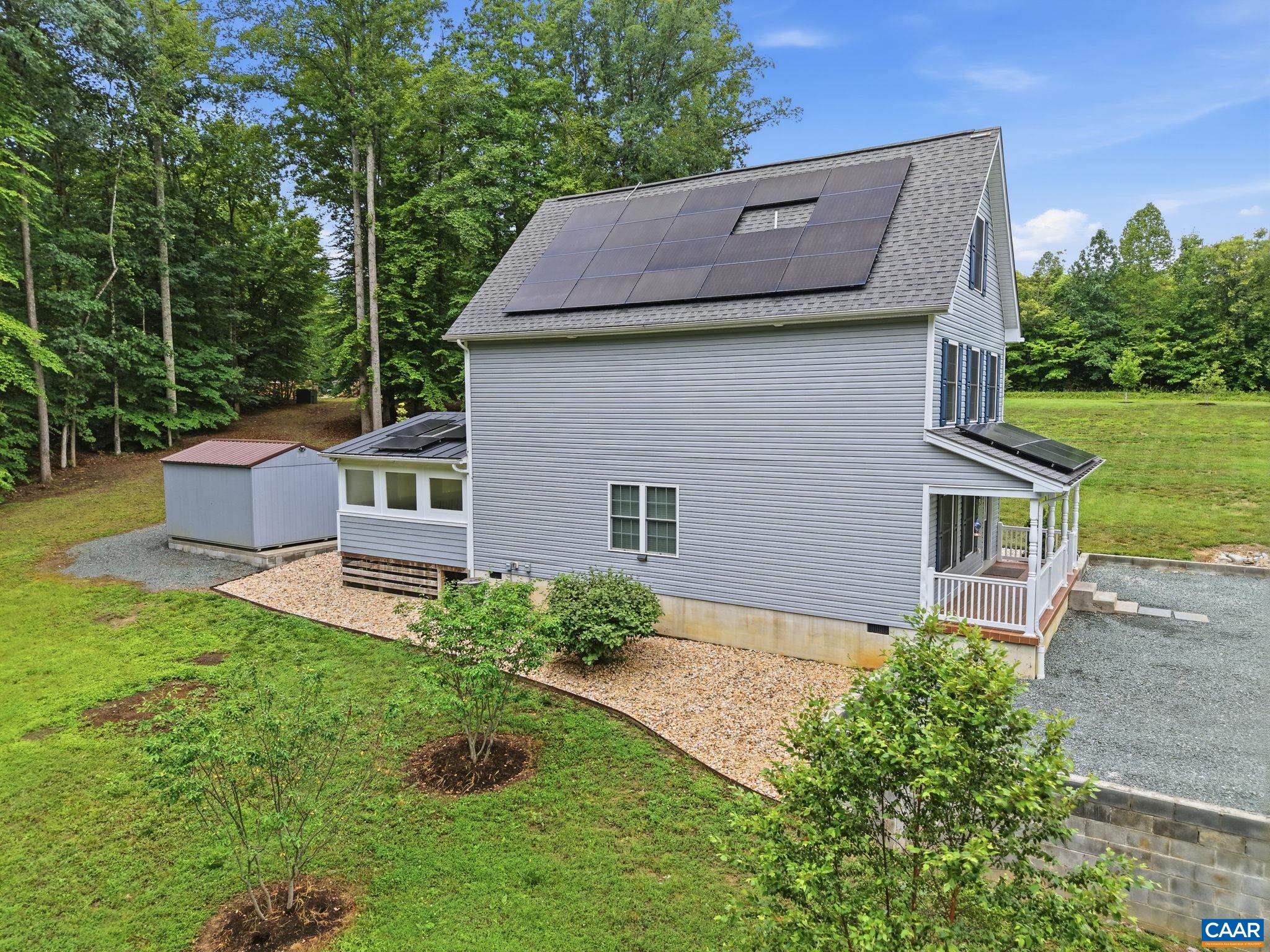 20 BOULDER SPRINGS LN, LOUISA, Virginia 23093, 5 Bedrooms Bedrooms, ,3 BathroomsBathrooms,Residential,20 BOULDER SPRINGS LN,678919 MLS # 678919