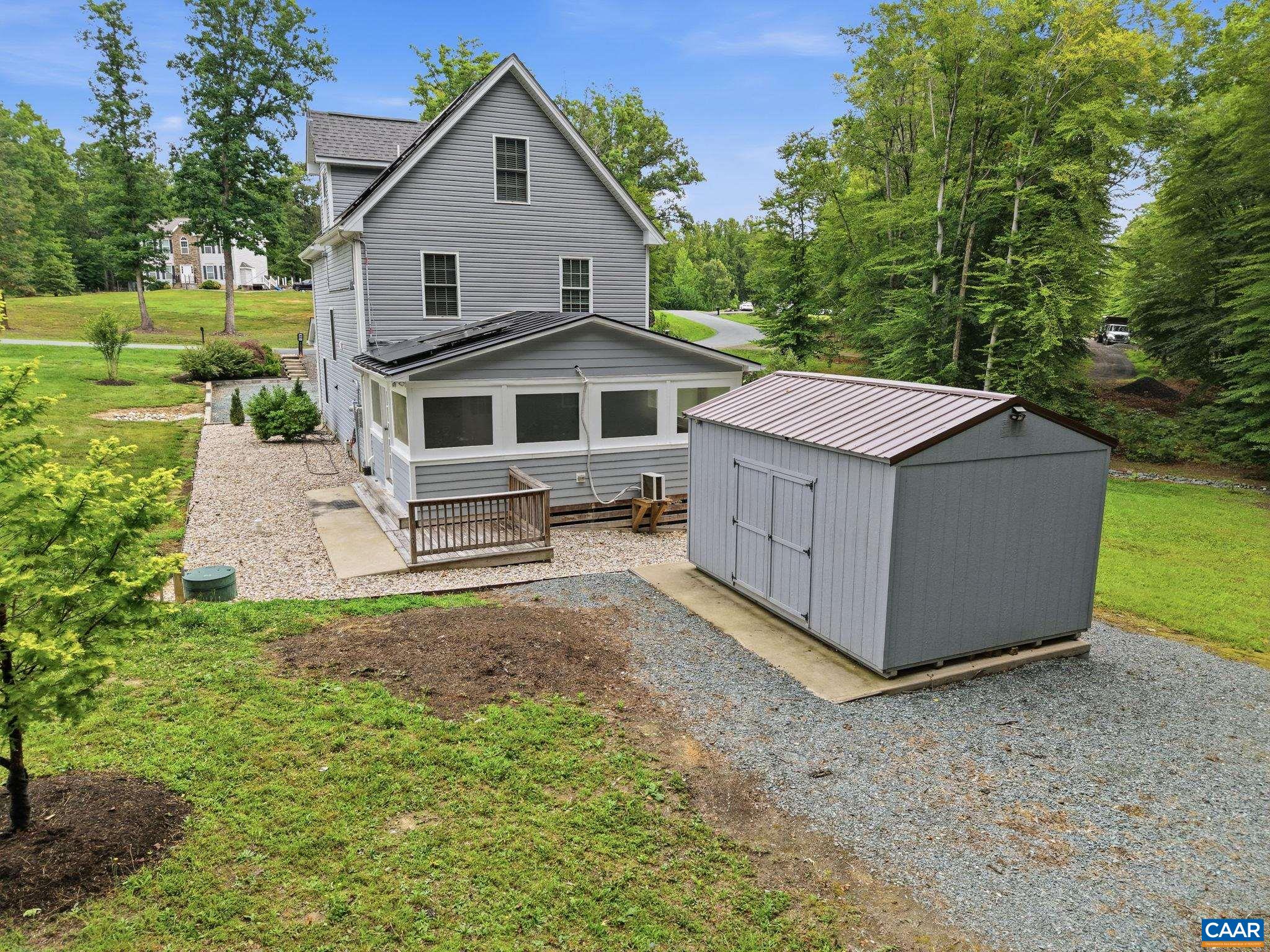 20 BOULDER SPRINGS LN, LOUISA, Virginia 23093, 5 Bedrooms Bedrooms, ,3 BathroomsBathrooms,Residential,20 BOULDER SPRINGS LN,678919 MLS # 678919