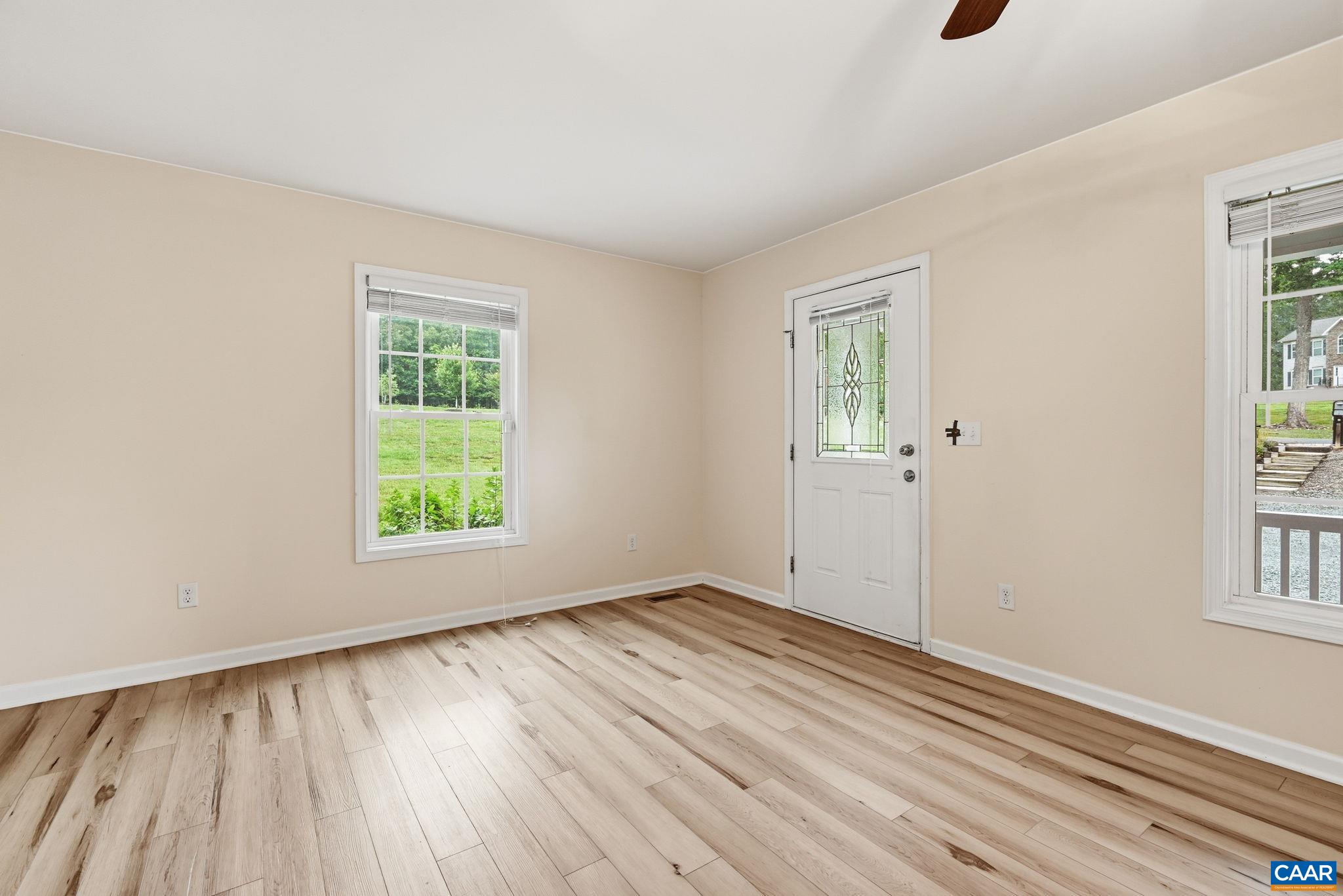 20 BOULDER SPRINGS LN, LOUISA, Virginia 23093, 5 Bedrooms Bedrooms, ,3 BathroomsBathrooms,Residential,20 BOULDER SPRINGS LN,678919 MLS # 678919