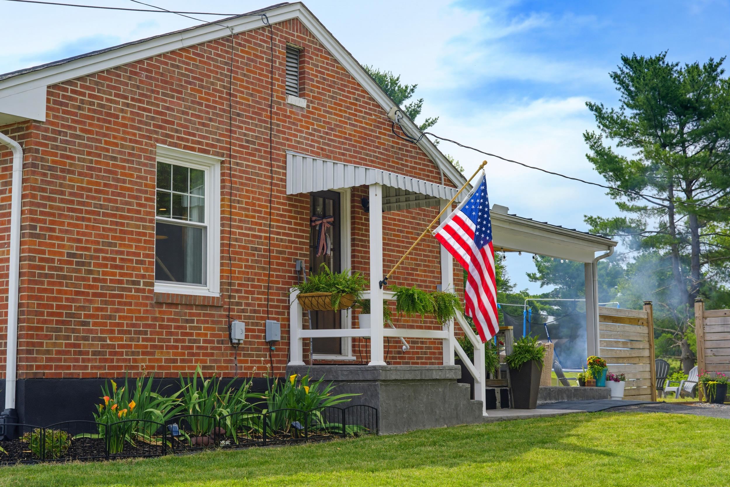 2412 PARK HILL RD, STAUNTON, Virginia 24401, 3 Bedrooms Bedrooms, ,2 BathroomsBathrooms,Residential,2412 PARK HILL RD,678920 MLS # 678920