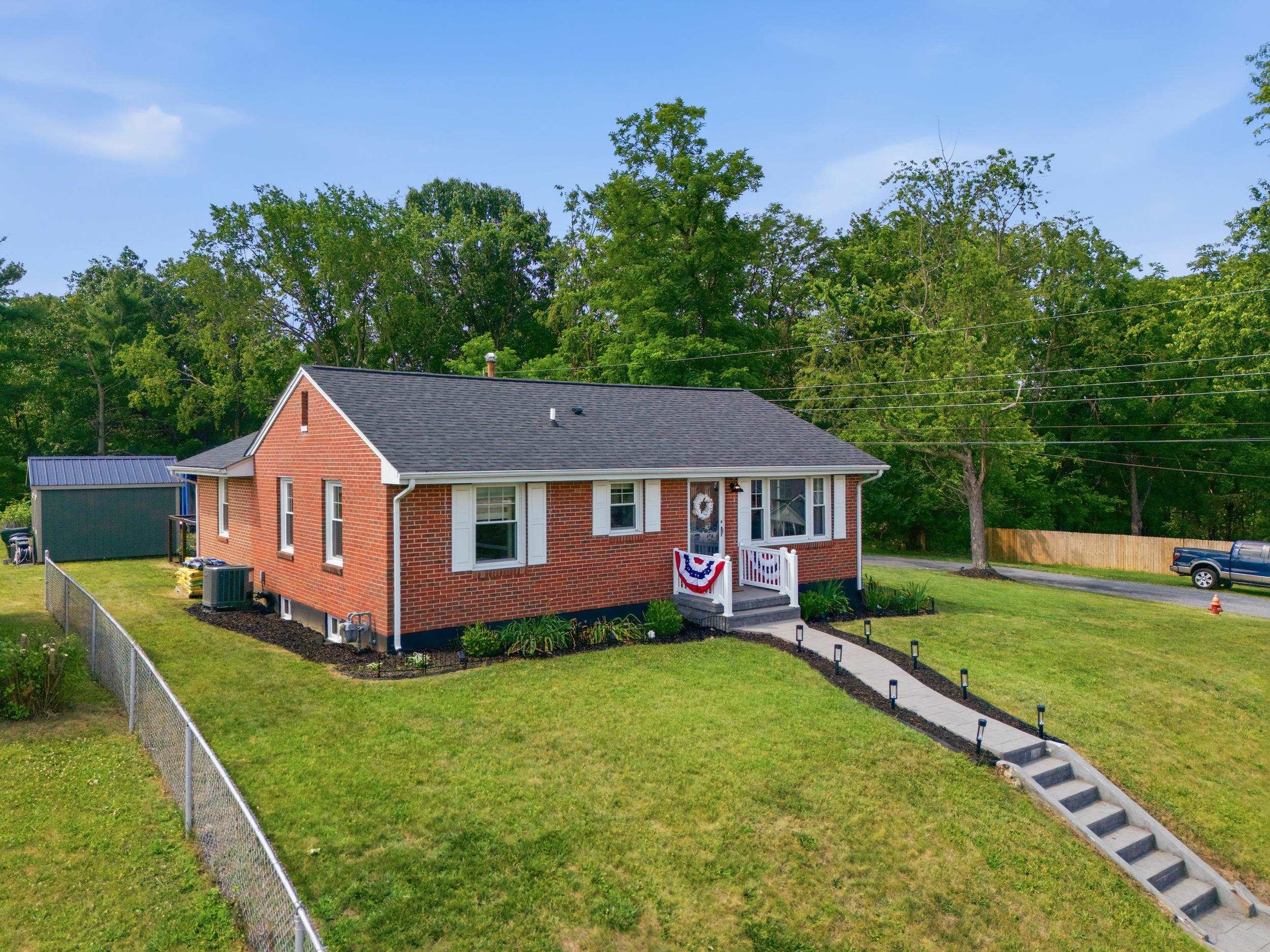 2412 PARK HILL RD, STAUNTON, Virginia 24401, 3 Bedrooms Bedrooms, ,2 BathroomsBathrooms,Residential,2412 PARK HILL RD,678920 MLS # 678920