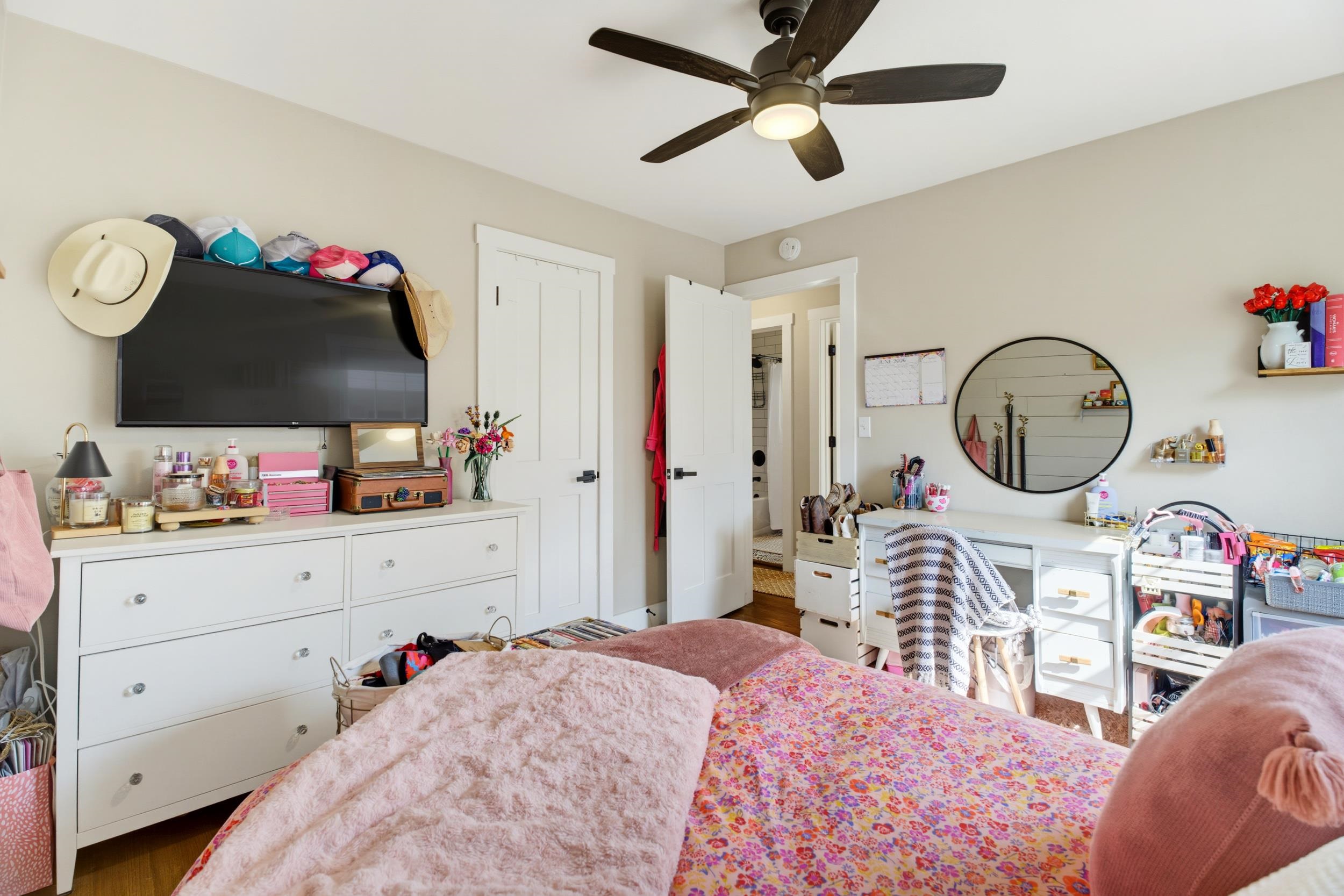 2412 PARK HILL RD, STAUNTON, Virginia 24401, 3 Bedrooms Bedrooms, ,2 BathroomsBathrooms,Residential,2412 PARK HILL RD,678920 MLS # 678920