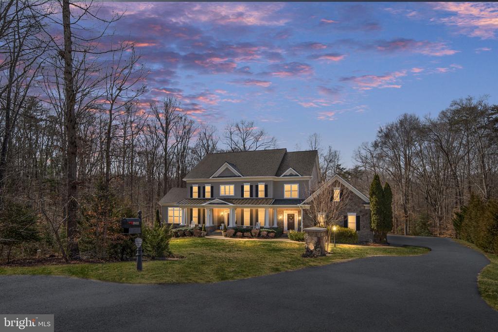 12500 WYE OAKS LN, FREDERICKSBURG, Virginia 22407, 6 Bedrooms Bedrooms, ,5 BathroomsBathrooms,Residential,12500 WYE OAKS LN,VASP2039444 MLS # VASP2039444