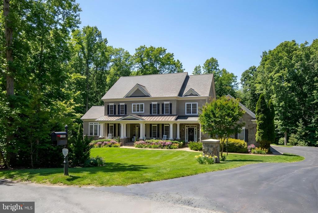 12500 WYE OAKS LN, FREDERICKSBURG, Virginia 22407, 6 Bedrooms Bedrooms, ,5 BathroomsBathrooms,Residential,12500 WYE OAKS LN,VASP2039444 MLS # VASP2039444