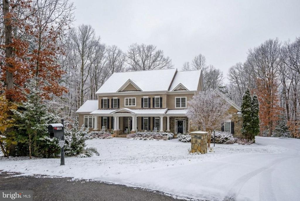 12500 WYE OAKS LN, FREDERICKSBURG, Virginia 22407, 6 Bedrooms Bedrooms, ,5 BathroomsBathrooms,Residential,12500 WYE OAKS LN,VASP2039444 MLS # VASP2039444