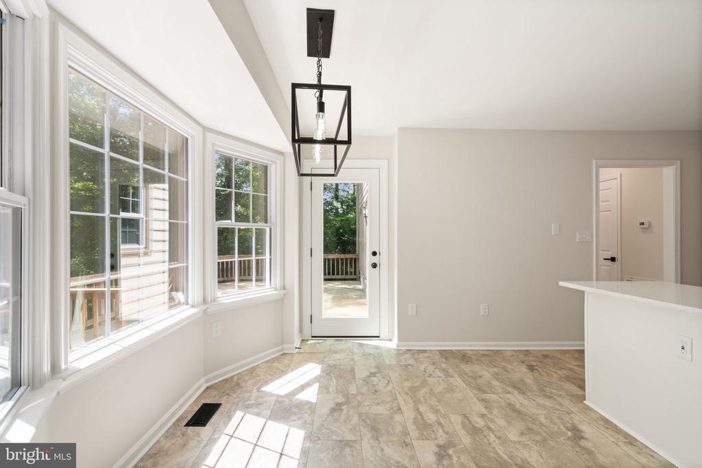 8801 PEPPERIDGE DR, SPOTSYLVANIA, Virginia 22551, 4 Bedrooms Bedrooms, ,2 BathroomsBathrooms,Residential,8801 PEPPERIDGE DR,VASP2042834 MLS # VASP2042834