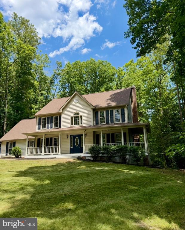 8801 PEPPERIDGE DR, SPOTSYLVANIA, Virginia 22551, 4 Bedrooms Bedrooms, ,2 BathroomsBathrooms,Residential,8801 PEPPERIDGE DR,VASP2042834 MLS # VASP2042834