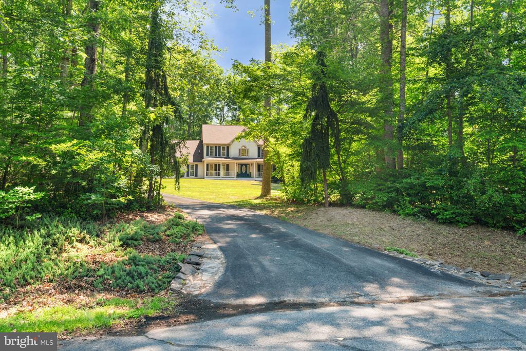 8801 PEPPERIDGE DR, SPOTSYLVANIA, Virginia 22551, 4 Bedrooms Bedrooms, ,2 BathroomsBathrooms,Residential,8801 PEPPERIDGE DR,VASP2042834 MLS # VASP2042834