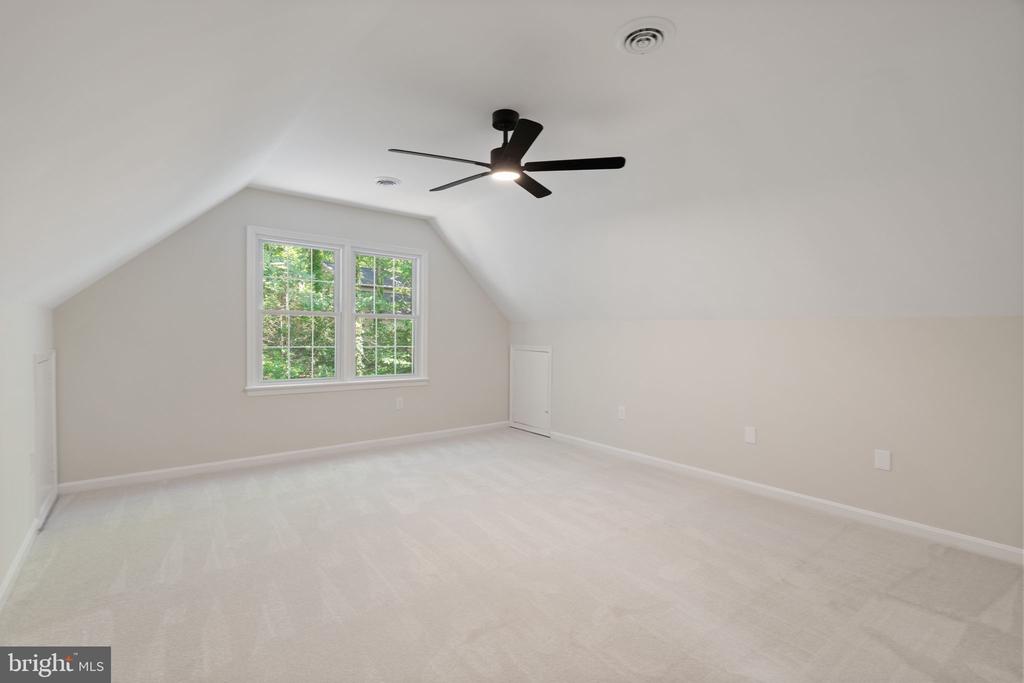 8801 PEPPERIDGE DR, SPOTSYLVANIA, Virginia 22551, 4 Bedrooms Bedrooms, ,2 BathroomsBathrooms,Residential,8801 PEPPERIDGE DR,VASP2042834 MLS # VASP2042834