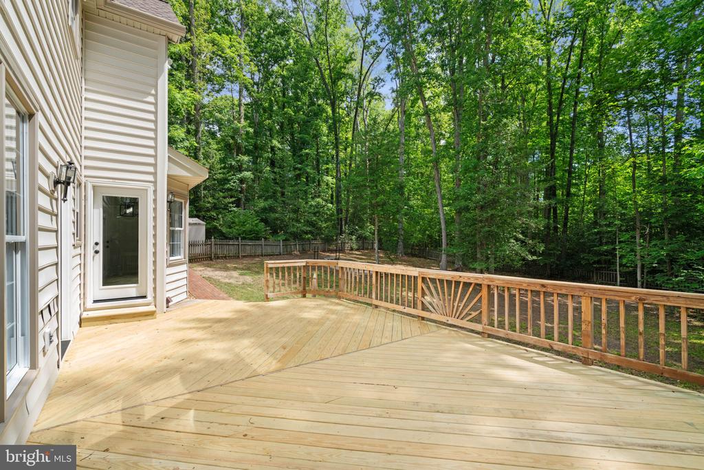 8801 PEPPERIDGE DR, SPOTSYLVANIA, Virginia 22551, 4 Bedrooms Bedrooms, ,2 BathroomsBathrooms,Residential,8801 PEPPERIDGE DR,VASP2042834 MLS # VASP2042834