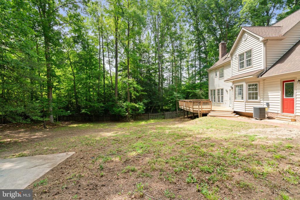 8801 PEPPERIDGE DR, SPOTSYLVANIA, Virginia 22551, 4 Bedrooms Bedrooms, ,2 BathroomsBathrooms,Residential,8801 PEPPERIDGE DR,VASP2042834 MLS # VASP2042834