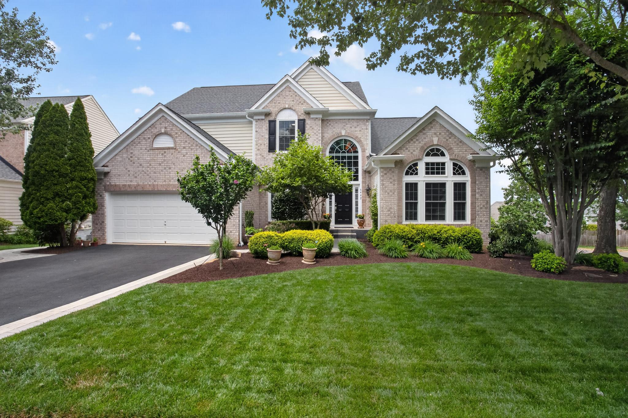 6442 WHITES MILL LN, WARRENTON, Virginia 20187, 5 Bedrooms Bedrooms, ,4 BathroomsBathrooms,Residential,6442 WHITES MILL LN,VAFQ2022682 MLS # VAFQ2022682