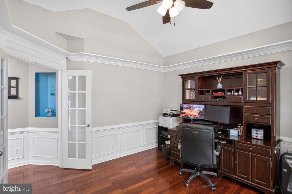 6442 WHITES MILL LN, WARRENTON, Virginia 20187, 5 Bedrooms Bedrooms, ,4 BathroomsBathrooms,Residential,6442 WHITES MILL LN,VAFQ2022682 MLS # VAFQ2022682