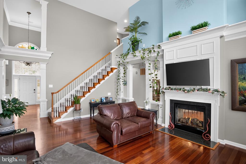 6442 WHITES MILL LN, WARRENTON, Virginia 20187, 5 Bedrooms Bedrooms, ,4 BathroomsBathrooms,Residential,6442 WHITES MILL LN,VAFQ2022682 MLS # VAFQ2022682