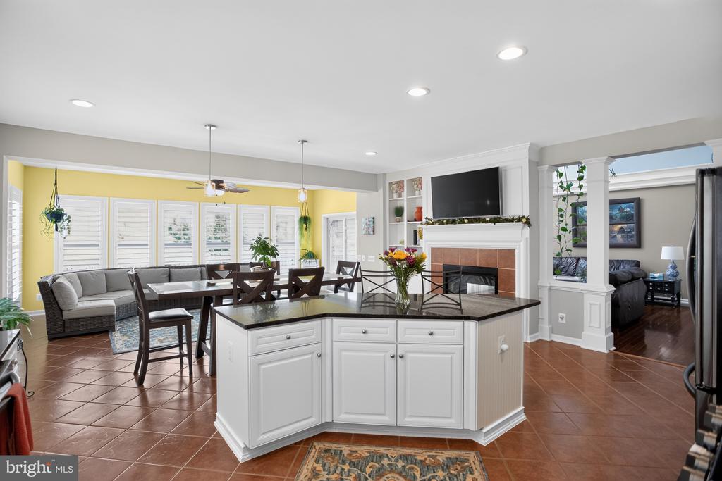 6442 WHITES MILL LN, WARRENTON, Virginia 20187, 5 Bedrooms Bedrooms, ,4 BathroomsBathrooms,Residential,6442 WHITES MILL LN,VAFQ2022682 MLS # VAFQ2022682