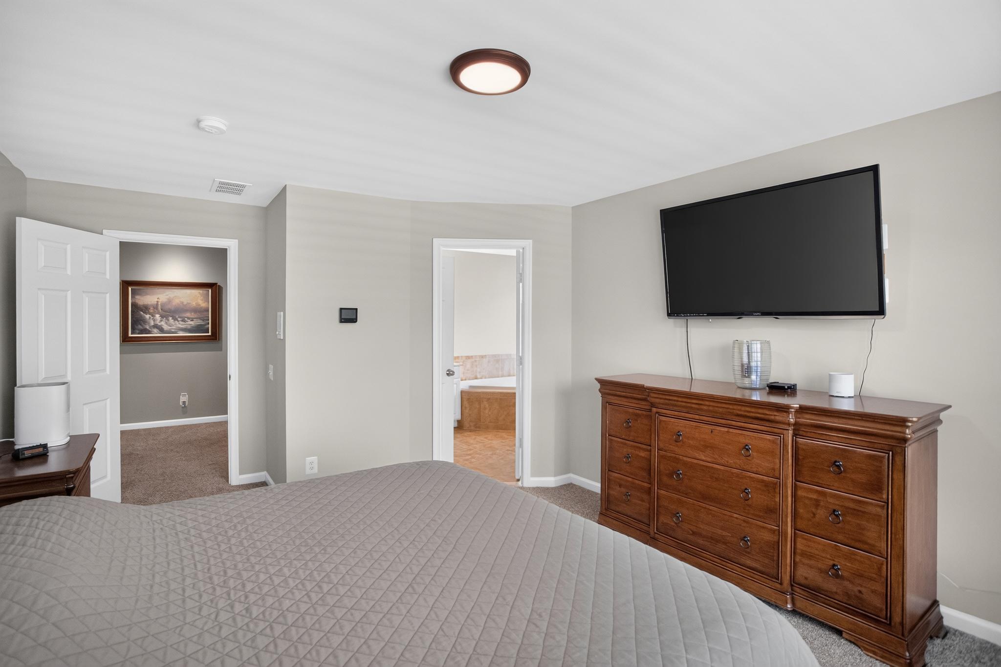 6442 WHITES MILL LN, WARRENTON, Virginia 20187, 5 Bedrooms Bedrooms, ,4 BathroomsBathrooms,Residential,6442 WHITES MILL LN,VAFQ2022682 MLS # VAFQ2022682