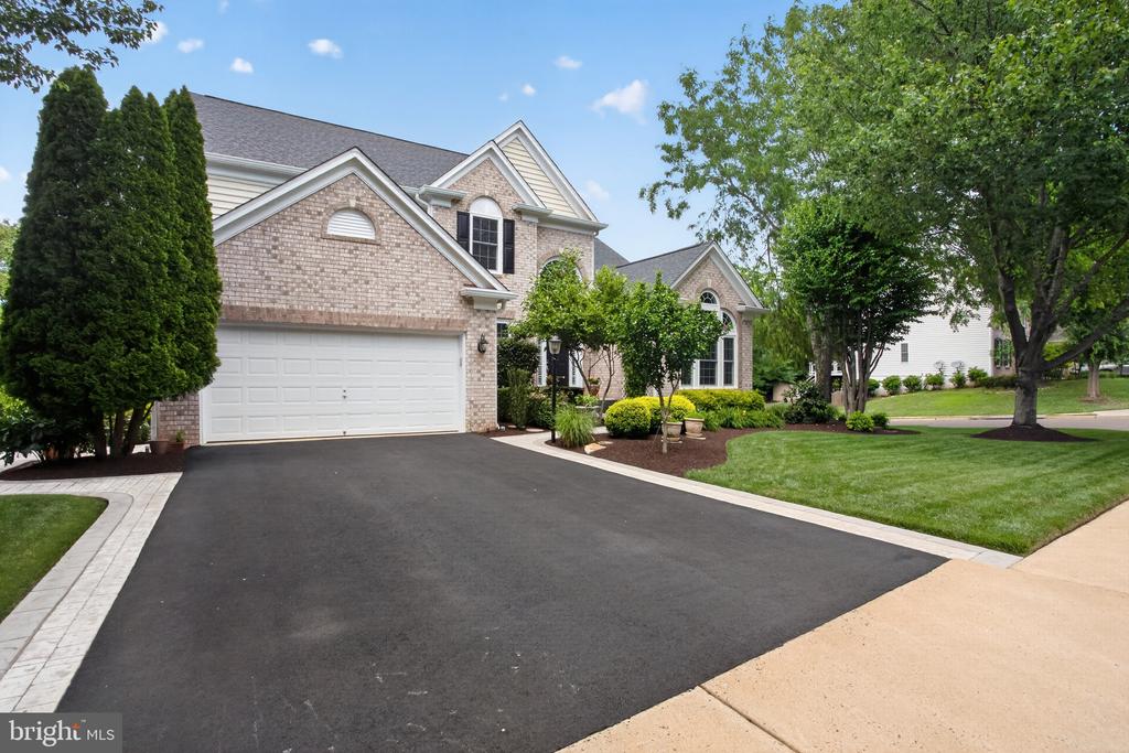 6442 WHITES MILL LN, WARRENTON, Virginia 20187, 5 Bedrooms Bedrooms, ,4 BathroomsBathrooms,Residential,6442 WHITES MILL LN,VAFQ2022682 MLS # VAFQ2022682