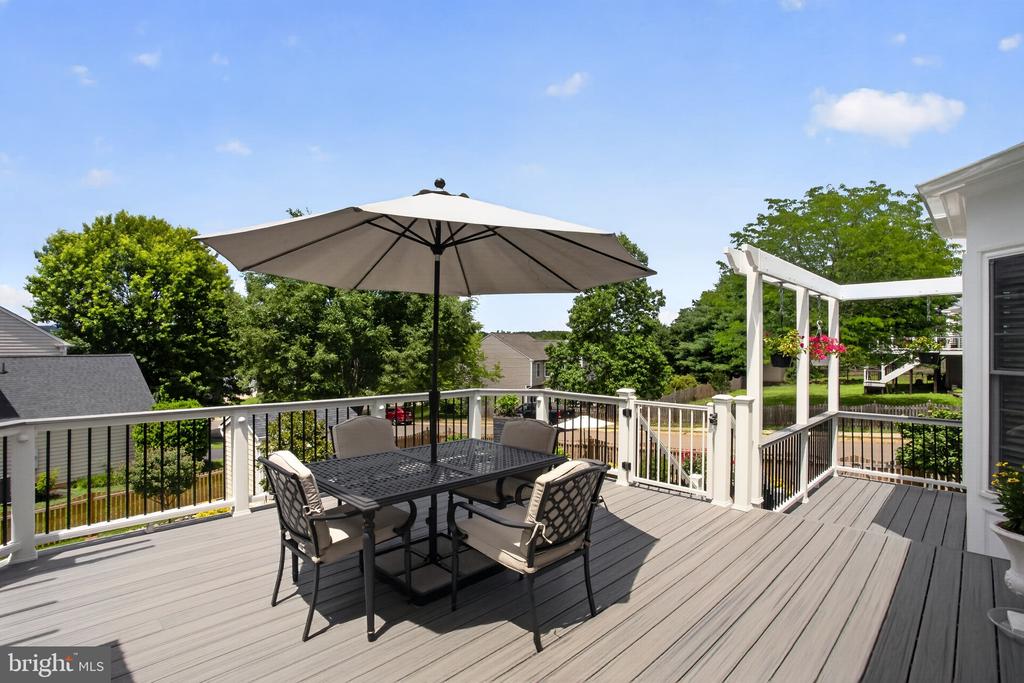 6442 WHITES MILL LN, WARRENTON, Virginia 20187, 5 Bedrooms Bedrooms, ,4 BathroomsBathrooms,Residential,6442 WHITES MILL LN,VAFQ2022682 MLS # VAFQ2022682