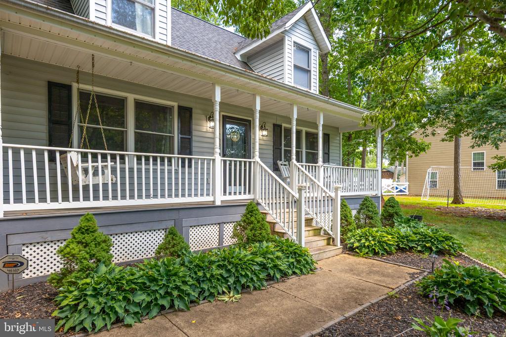 12909 GRENADE LN, SPOTSYLVANIA, Virginia 22551, 4 Bedrooms Bedrooms, ,2 BathroomsBathrooms,Residential,12909 GRENADE LN,VASP2043224 MLS # VASP2043224