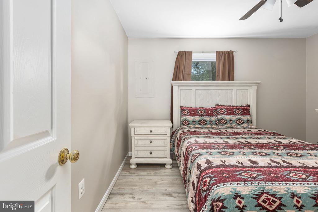 12909 GRENADE LN, SPOTSYLVANIA, Virginia 22551, 4 Bedrooms Bedrooms, ,2 BathroomsBathrooms,Residential,12909 GRENADE LN,VASP2043224 MLS # VASP2043224