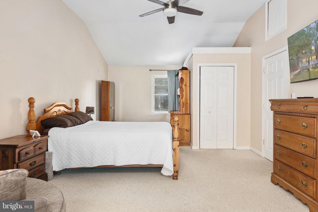 12909 GRENADE LN, SPOTSYLVANIA, Virginia 22551, 4 Bedrooms Bedrooms, ,2 BathroomsBathrooms,Residential,12909 GRENADE LN,VASP2043224 MLS # VASP2043224