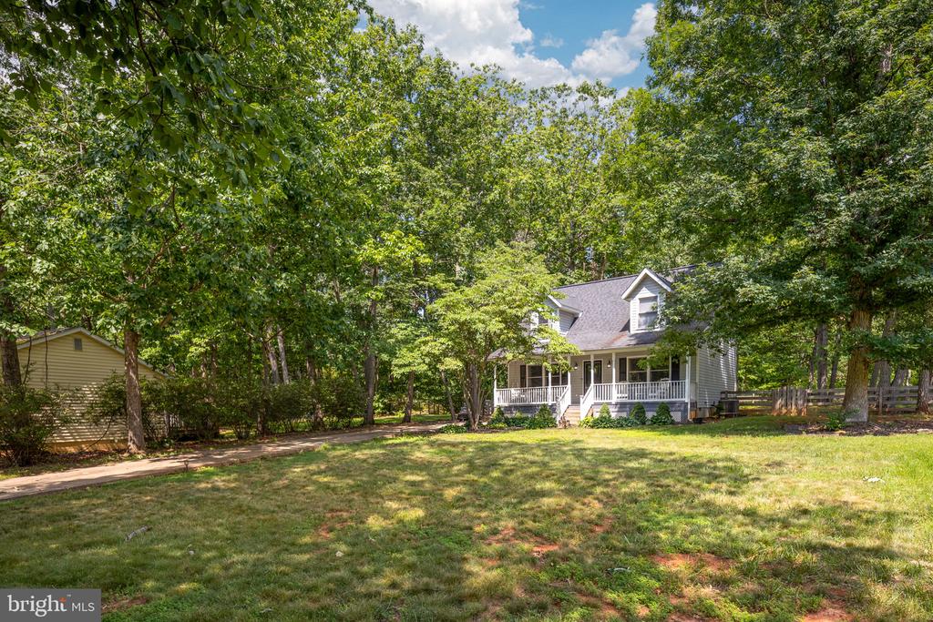 12909 GRENADE LN, SPOTSYLVANIA, Virginia 22551, 4 Bedrooms Bedrooms, ,2 BathroomsBathrooms,Residential,12909 GRENADE LN,VASP2043224 MLS # VASP2043224