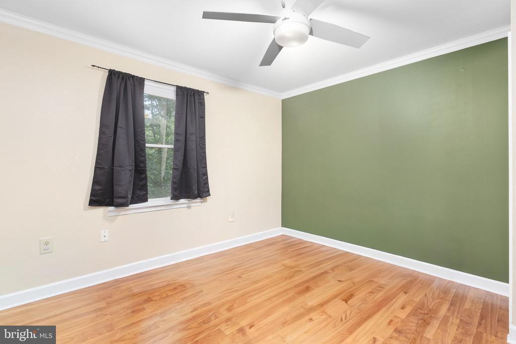 12909 GRENADE LN, SPOTSYLVANIA, Virginia 22551, 4 Bedrooms Bedrooms, ,2 BathroomsBathrooms,Residential,12909 GRENADE LN,VASP2043224 MLS # VASP2043224