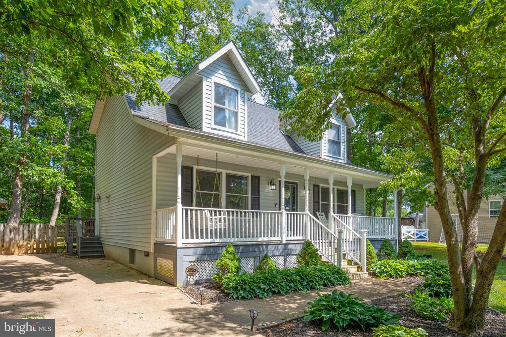 12909 GRENADE LN, SPOTSYLVANIA, Virginia 22551, 4 Bedrooms Bedrooms, ,2 BathroomsBathrooms,Residential,12909 GRENADE LN,VASP2043224 MLS # VASP2043224