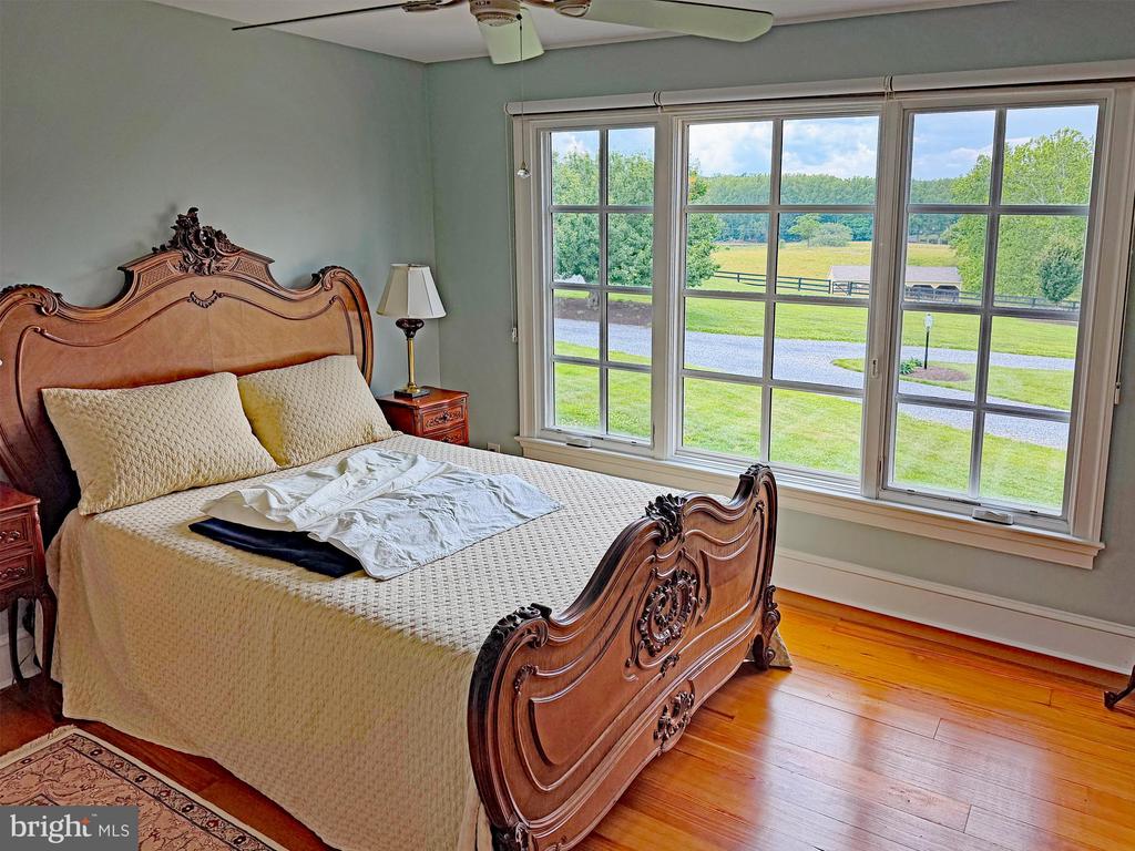 10590 MOUNTAIN SHADOW LN, MARSHALL, Virginia 20115, 4 Bedrooms Bedrooms, ,5 BathroomsBathrooms,Residential,10590 MOUNTAIN SHADOW LN,VAFQ2022724 MLS # VAFQ2022724