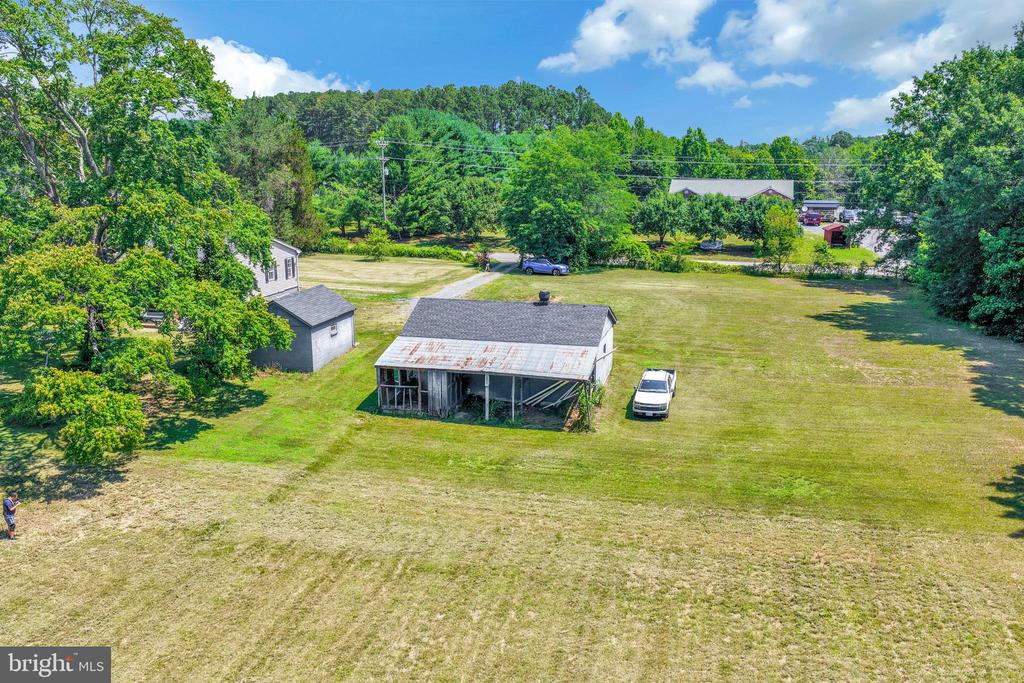 13832 POST OAK RD, SPOTSYLVANIA, Virginia 22551, 2 Bedrooms Bedrooms, ,1 BathroomBathrooms,Residential,13832 POST OAK RD,VASP2043118 MLS # VASP2043118