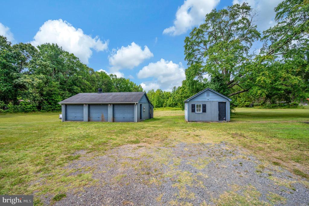 13832 POST OAK RD, SPOTSYLVANIA, Virginia 22551, 2 Bedrooms Bedrooms, ,1 BathroomBathrooms,Residential,13832 POST OAK RD,VASP2043118 MLS # VASP2043118