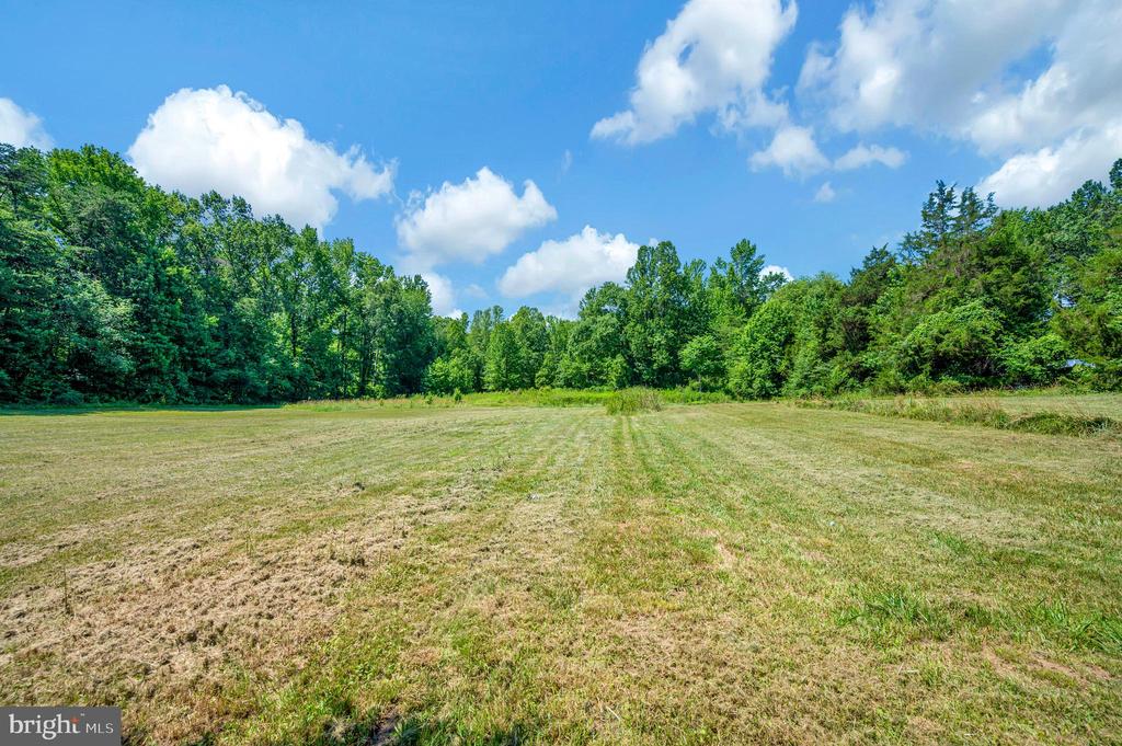 13832 POST OAK RD, SPOTSYLVANIA, Virginia 22551, 2 Bedrooms Bedrooms, ,1 BathroomBathrooms,Residential,13832 POST OAK RD,VASP2043118 MLS # VASP2043118