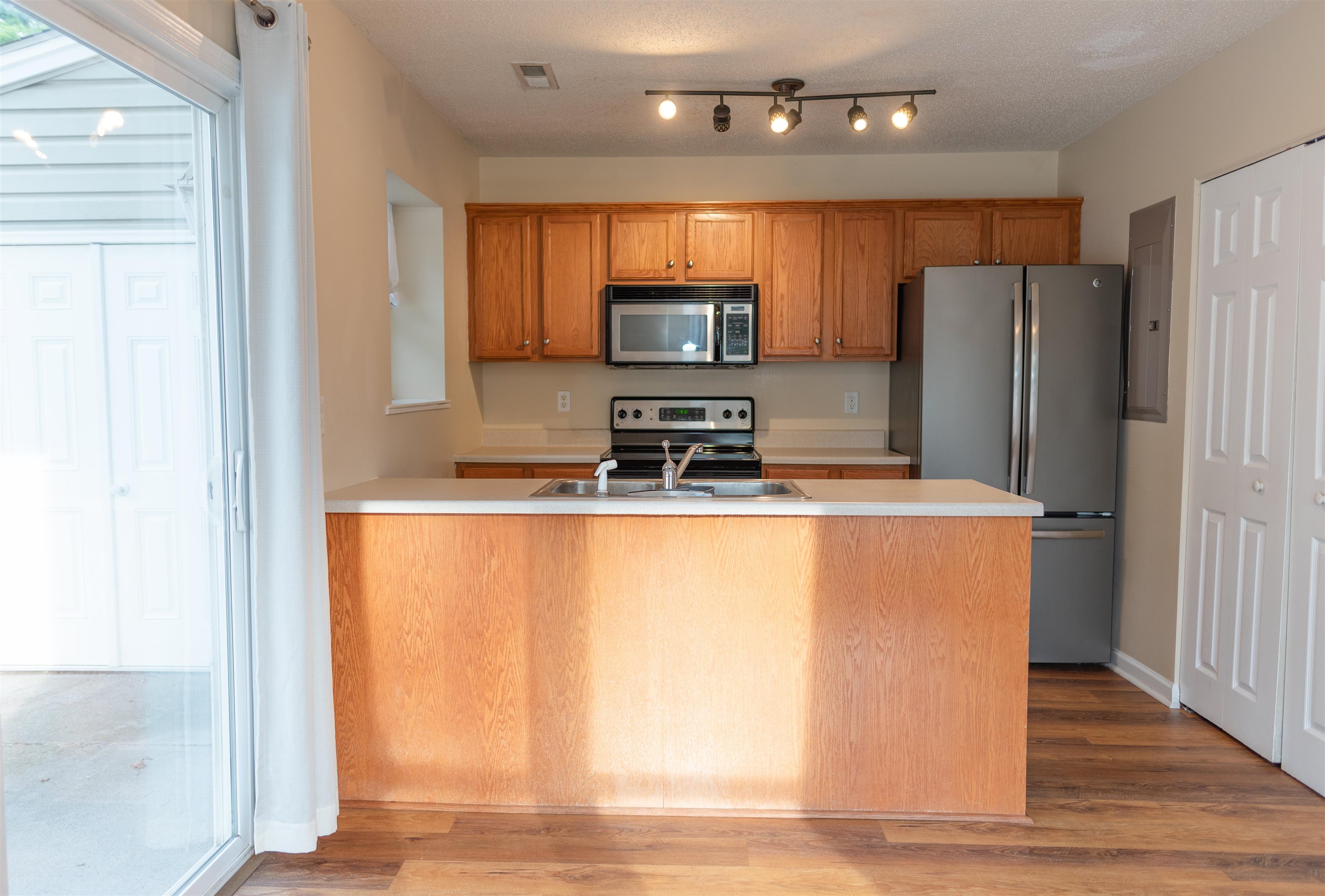 720 CAMELOT LN, HARRISONBURG, Virginia 22801, 2 Bedrooms Bedrooms, ,2 BathroomsBathrooms,Residential,720 CAMELOT LN,678923 MLS # 678923