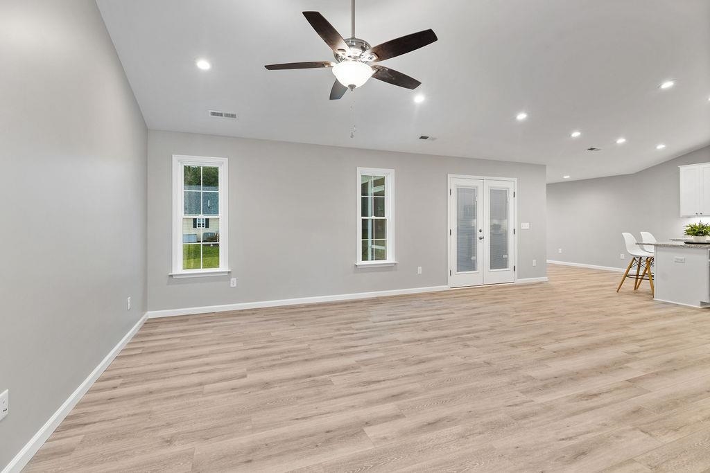 5 RIVER OAK DR, STAUNTON, Virginia 24401, 3 Bedrooms Bedrooms, ,2 BathroomsBathrooms,Residential,5 RIVER OAK DR,678924 MLS # 678924