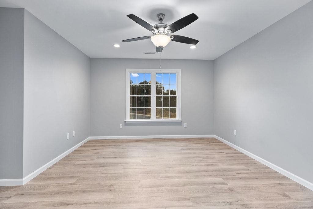 5 RIVER OAK DR, STAUNTON, Virginia 24401, 3 Bedrooms Bedrooms, ,2 BathroomsBathrooms,Residential,5 RIVER OAK DR,678924 MLS # 678924
