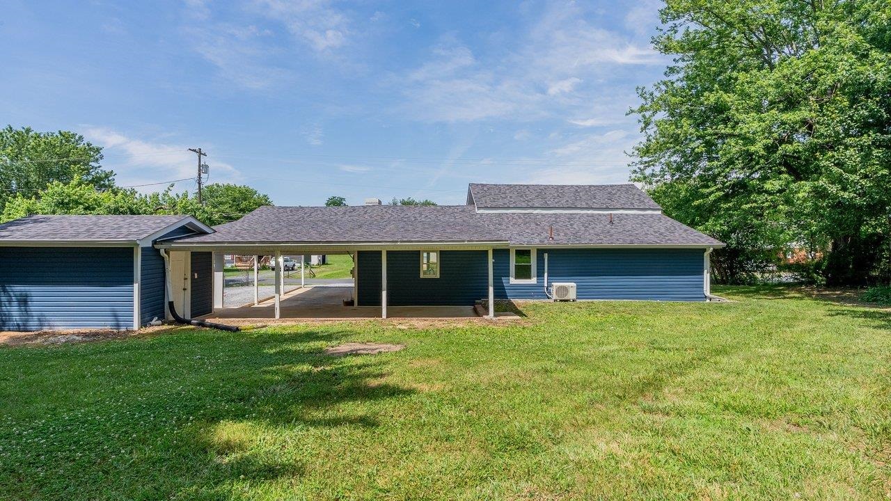 577 POND AVE, STANLEY, Virginia 22851, 3 Bedrooms Bedrooms, ,2 BathroomsBathrooms,Residential,577 POND AVE,678925 MLS # 678925