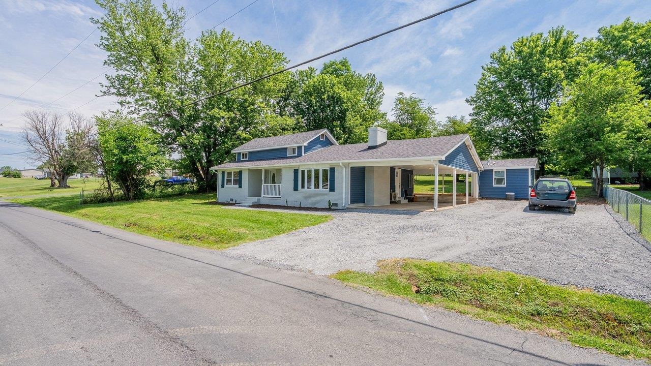 577 POND AVE, STANLEY, Virginia 22851, 3 Bedrooms Bedrooms, ,2 BathroomsBathrooms,Residential,577 POND AVE,678925 MLS # 678925